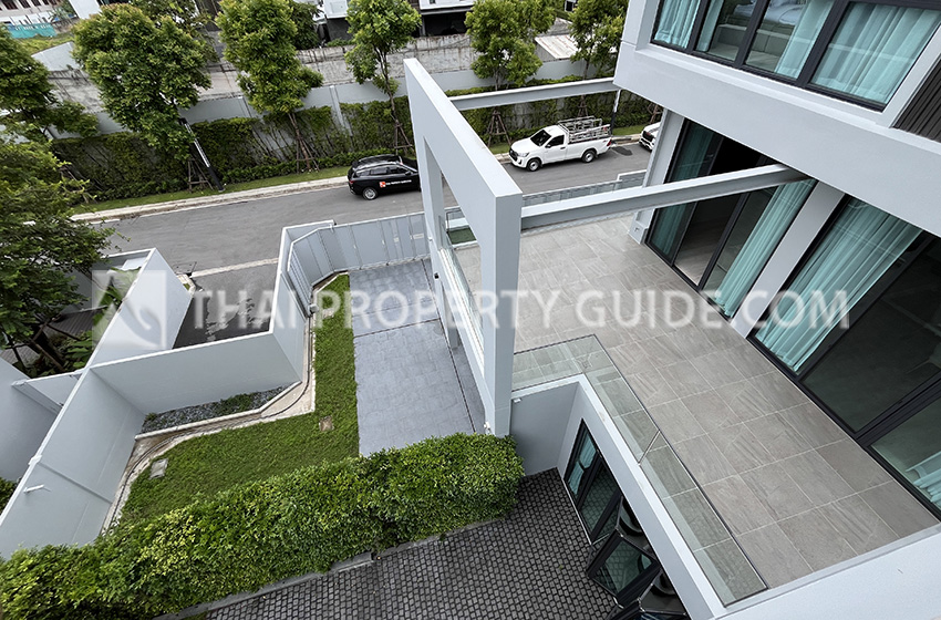 House with Private Pool in Krung Thep Kritha 